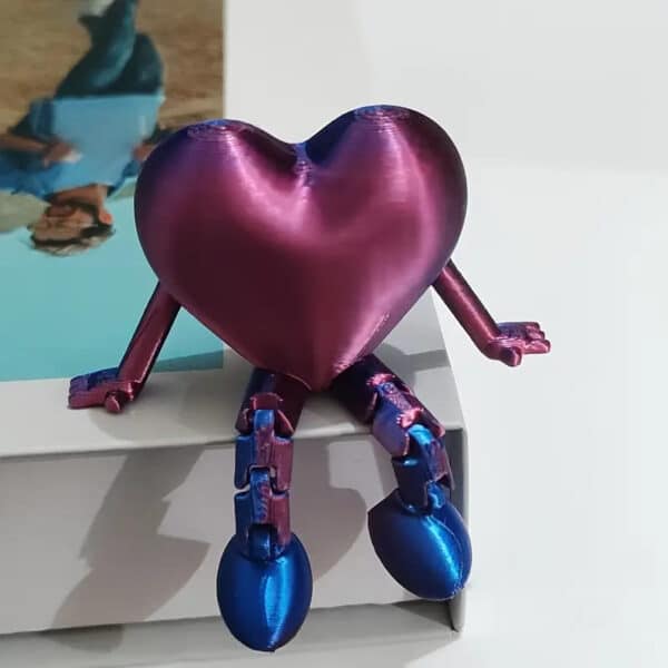Creative 3D Printed Heart Shaped Movable Toy - Image 3