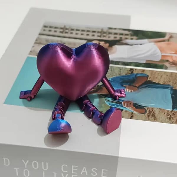 Creative 3D Printed Heart Shaped Movable Toy - Image 4