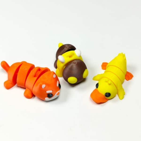 3D Printed Yellow Duck Keychain Multi Joint Toy For Kids - Image 4