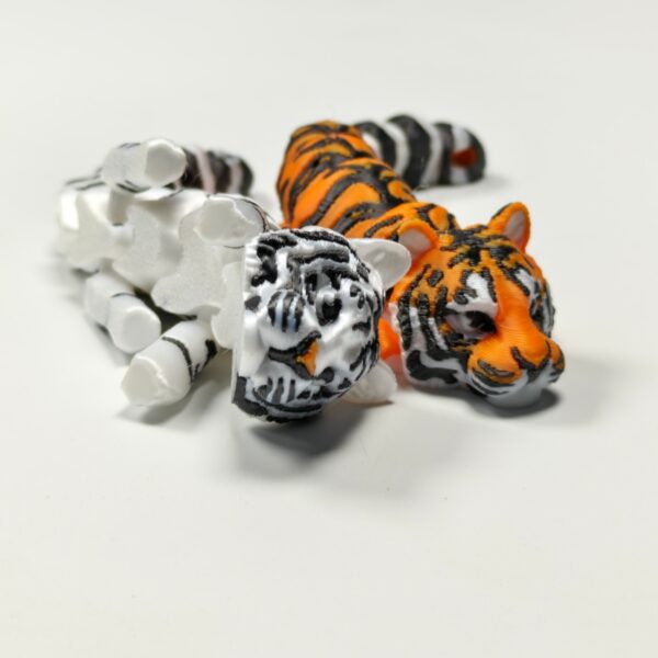 Creative 3D Printed Articulated Tiger Model Toy For Kids - Image 4