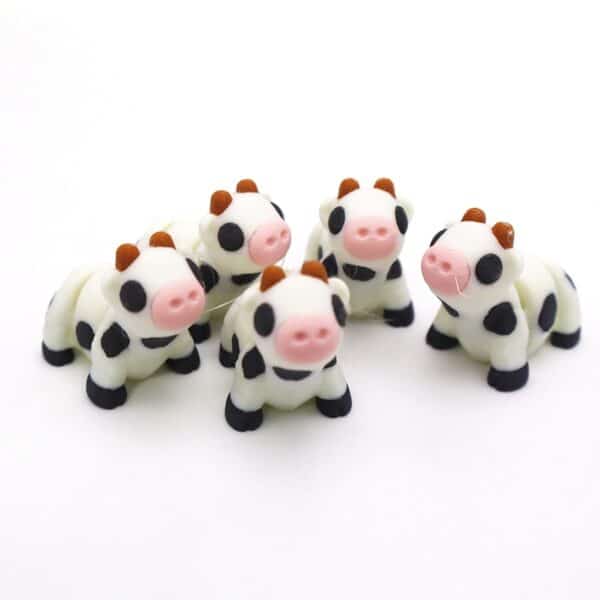 Creative 3D Printed Articulated Cow Toy Model for Kids - Image 4