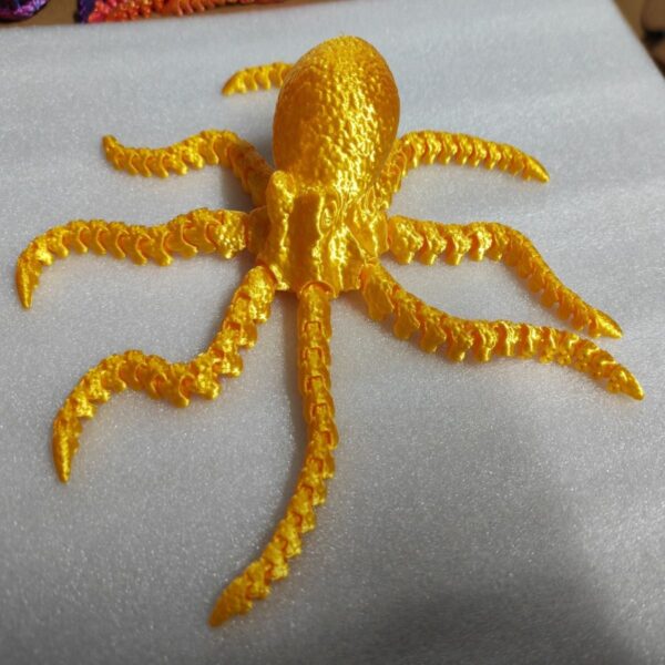 Customizable 3D Printed Articulated Octopus Toy for Children - Image 4