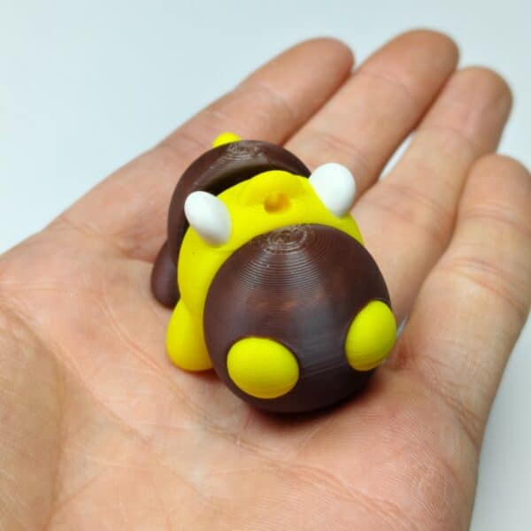 3D Printed Cute Small Bee Keychain Model Toy For Kids - Image 6
