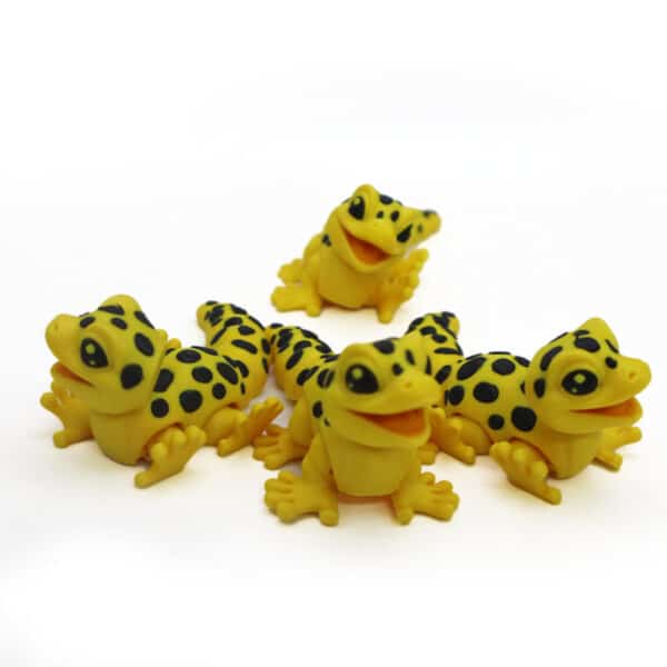 Plastic Gecko Model