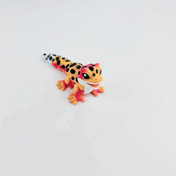 3D Printed Custom Gecko Toy with Movable Artificial Eyes - Image 7