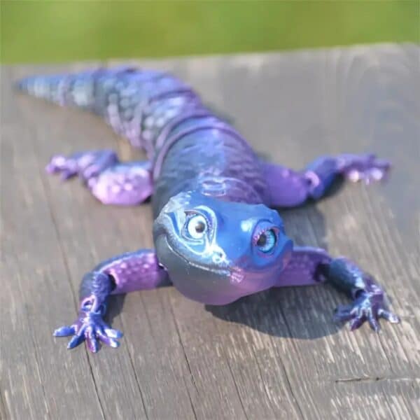3D Printed Lifelike Lizard Toy with Articulated Joints - Image 2