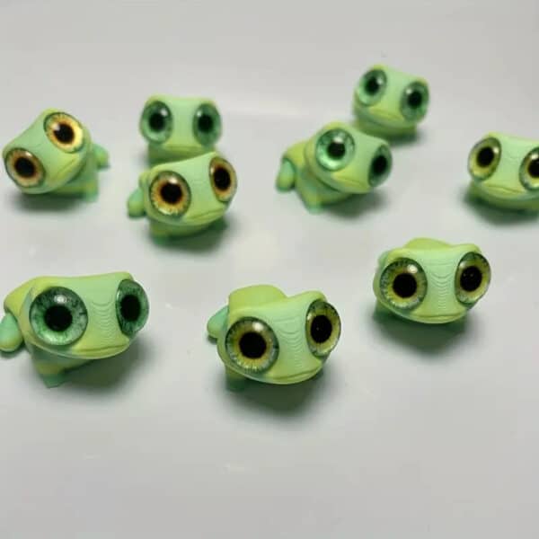 Customized 3D Printed Mini Frog with Movable Eyes - Image 9