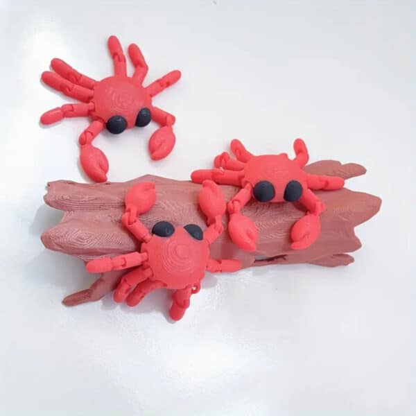 Movable 3D Printed Cute Crab Toy with Articulated Limbs - Image 3