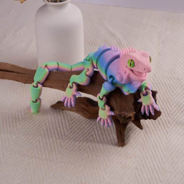 Customized Colorful 3D Lizard Toy for Creative Play - Image 2