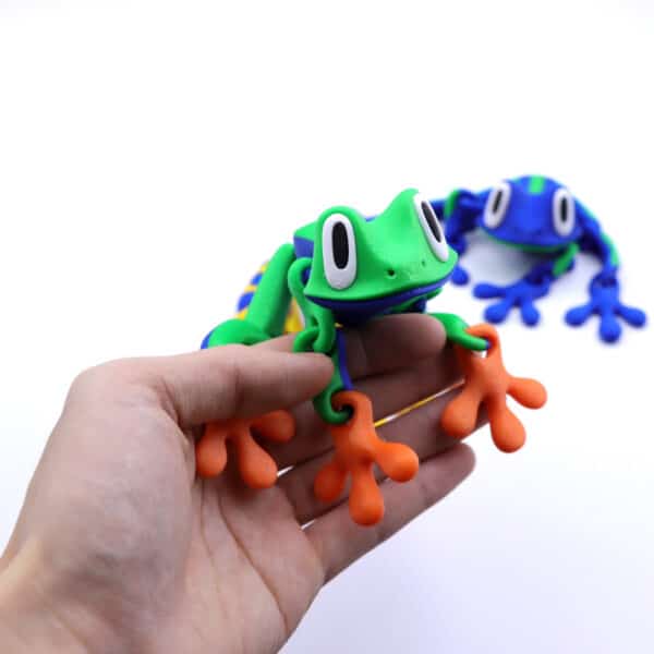 3D Printed Engaging Frog Toy with Movable Rotating Joints - Image 2