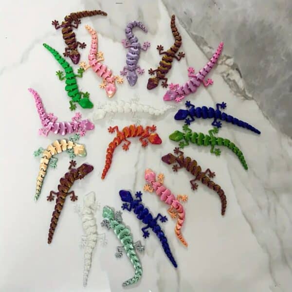 Custom Tiny 3D Gecko Toy with Flexible Movable Limbs - Image 2