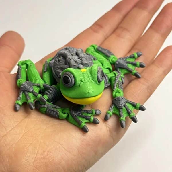 3D Printed Authentic Lifelike Frog Sculpture Toy for Kids - Image 3