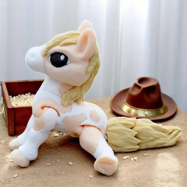 Vibrant 3D Printed Articulated Pony Statue Toy for Children's - Image 7