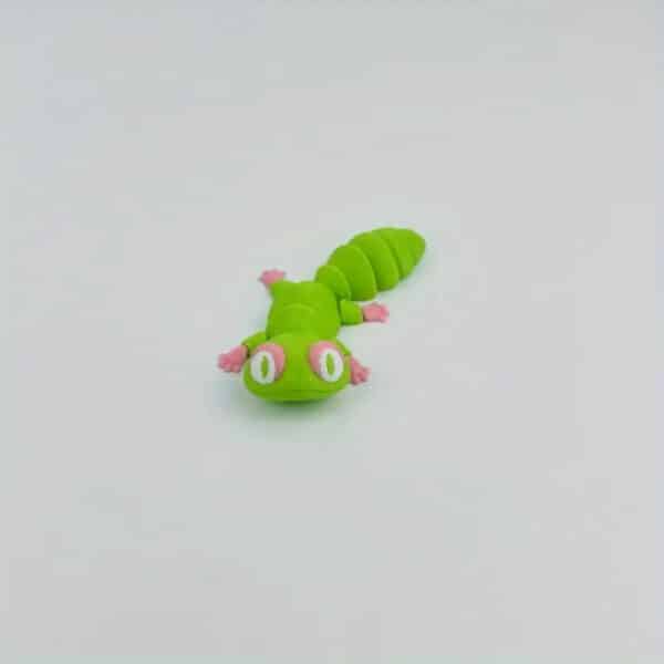 Customizable Articulated 3D Printed Small Lizard Toy - Image 3