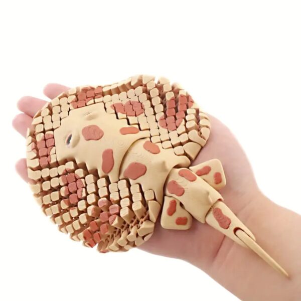Articulated 3D Printed Devil Fish Toy for Children's - Image 4