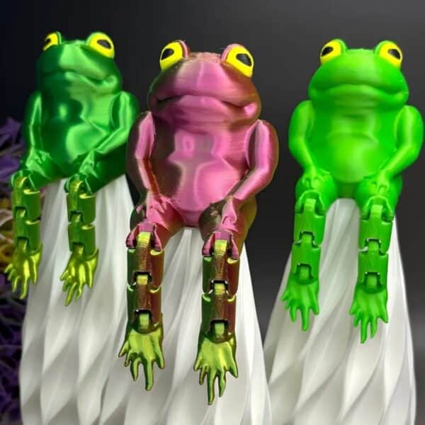 Customizable 3D Printed Hanging Frog Toy with Movable Joints - Image 4