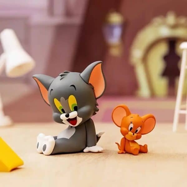 Customizable Vibrant 3D Printed Cat Mouse Toy for Kids - Image 2